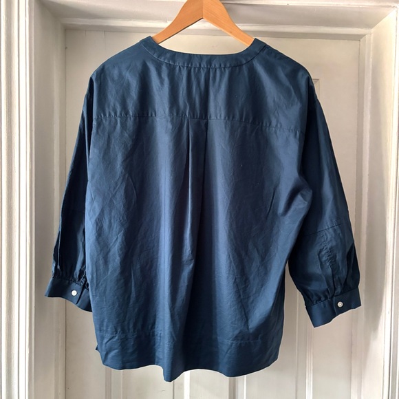 Everlane The Silky Cotton Lantern Top Button Down V Neck Navy Blue Size 6 - Picture 8 of 13